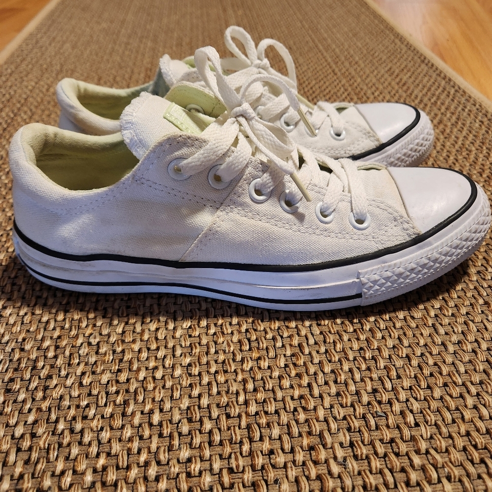 Converse Chuck All Star Madison Low Top White Canvas Sneakers 7.5
